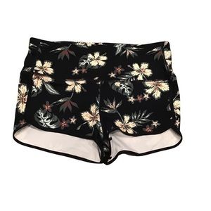 Vuori tropical short shorts size large‎